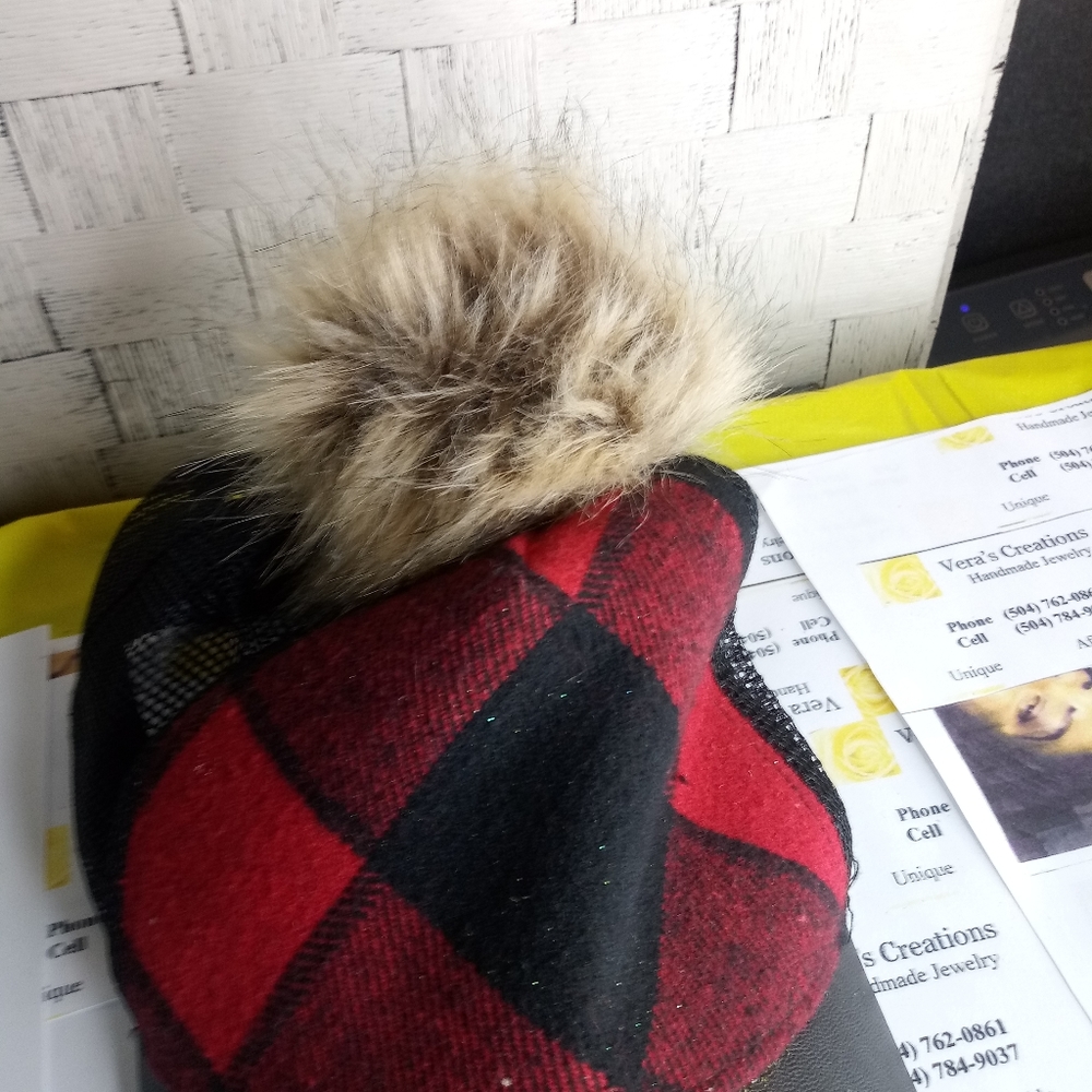 Hat - Picture 8 of 8